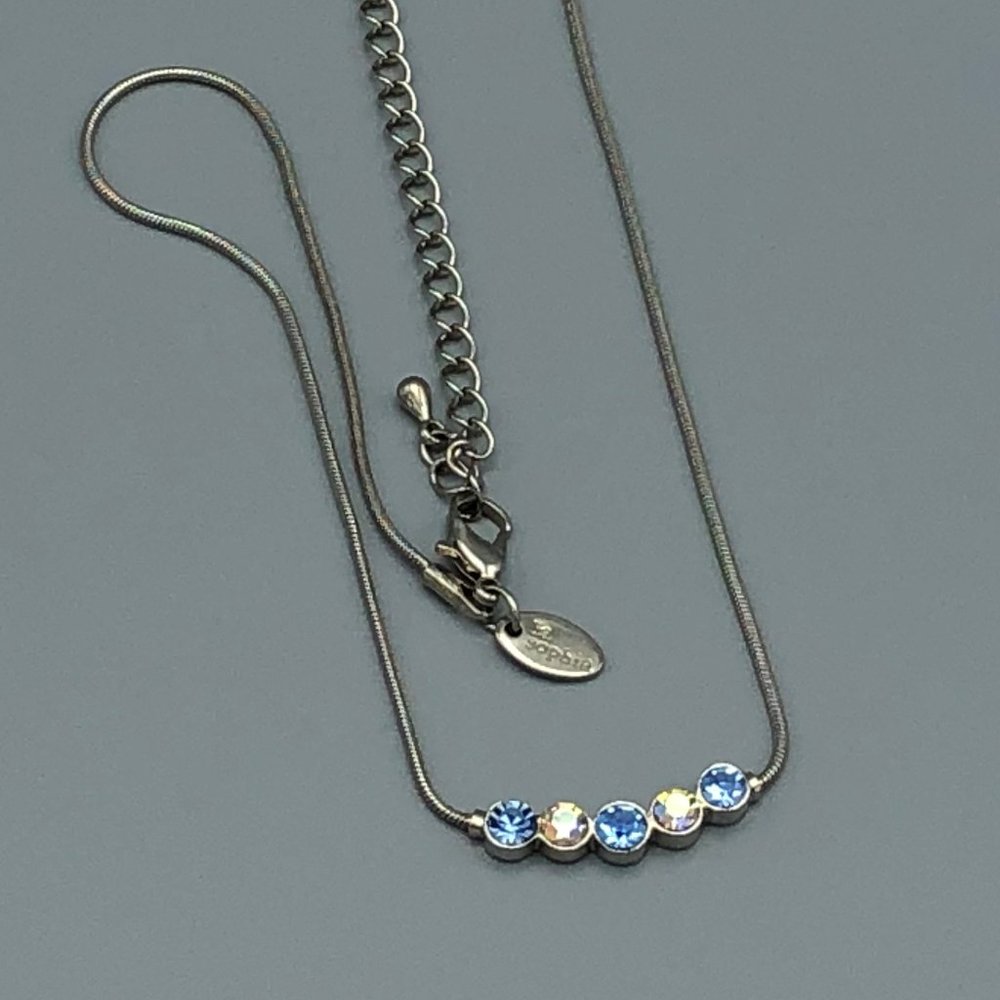 💐2/$15 EUC Lia Sophia Blue Clear Crystal Necklace